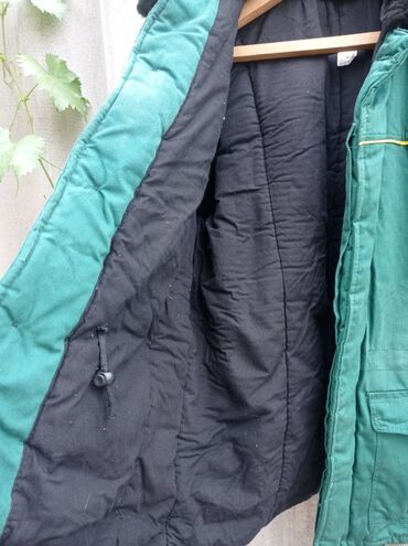 строительная одежда: Эркектердин курткасы, 2XL (EU 44), Adidas, Жаңы, түсү - Жашыл, Өзү алып кетүү