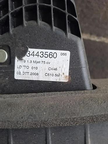 auto max obrenovac: FIAT GRANDE SALT HEBLA SA SAJLAMA 1.3 MJTD | Skinuta sa grande punta — 4