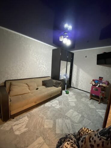 Продажа домов: Продаю пол дома! Район Коммунаров Вход отдельный,в шаговой — 3