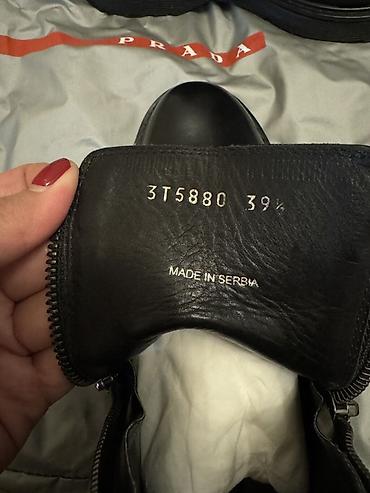 Botinkalar: Prada qadın qısa dəri çəkmələri - Model kodu: 3T5880 - Ölçü: 39.5 - — 1