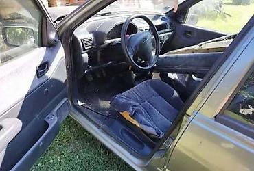 vertuss auto futog: ENTERIJER ZA FORD FIESTA OD 2000. DO 2005. GOD. | FORD velika ponuda — 2