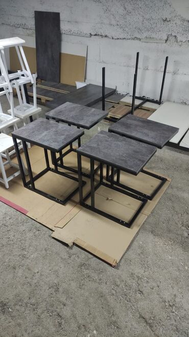 метал стол: Для зала Стол, цвет - Черный, Новый