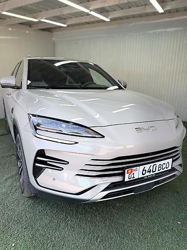 BYD: BYD Song Plus: 2025 г., 1.5 л, Гибрид, Кроссовер — 3