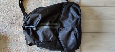 аксессуар: Спортивный рюкзак фабричный Китай! С дополнительной секцией для обуви!