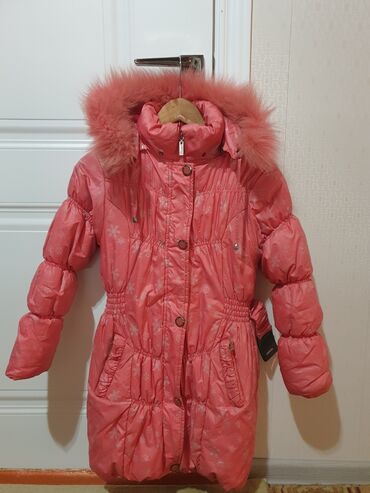 детски куртка: Куртка детская,подойдёт на 7-10лет.Цена-700сом