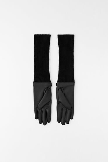 Digər aksesuarlar: Zara teze elcek.
deri ve toxunma qarışıg model -da lalafo.az — 6 Digər aksesuarlar: Zara teze elcek.
deri ve toxunma qarışıg model — 6