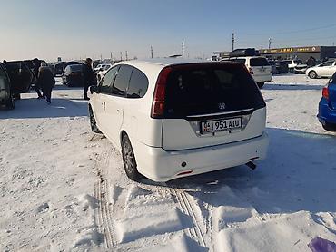 b class: Honda Stream: 2004 г., 1.7 л, Автомат, Бензин, Минивэн — 3