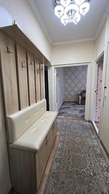 105 серия 3 комнатная: 3 комнаты, 70 м², 12 мкр 105 серия, 5 этаж, Евроремонт — 2