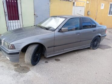 bmw e36 satilir: Diqqətlə oxu maşın satılmır bmw e36 kuza maşın sökülür ehtiyyat
