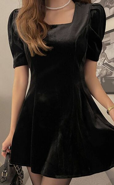 чёрное платье с блестками: Вечернее платье, Короткая модель, XL (EU 42)