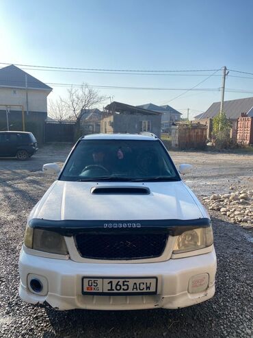 ист машина: Subaru Forester: 2001 г., 2 л, Механика, Бензин, Кроссовер