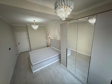 красный васток: 3 комнаты, 98 м², Восток-5 мкр Элитка, 4 этаж, Евроремонт — 10