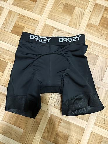 Брюки: Классические брюки, спортивные штаны(тонкие и утепленные), джинсы — 23