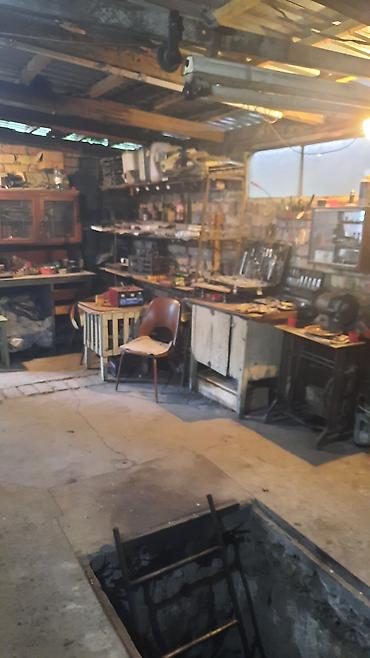 Продажа коттеджей и домов: Продаю дом район Рабочий городок, ул.Красная и ул.Кочкорская5 комнат — 16