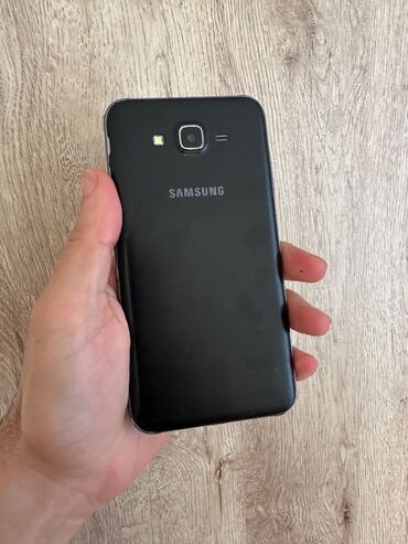 samsunq not 9: Samsung Galaxy J7