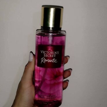 Parfemi: Body mist
pk