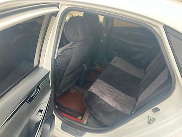 Hyundai: Hyundai Elantra: 2020 г., 1.6 л, Автомат, Бензин, Седан — 7