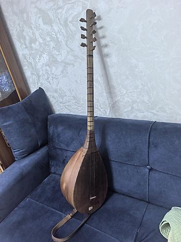 Milli musiqi alətləri: Saz – uzun saplı, armud formalı korpuslu milli simli musiqi aləti — 2
