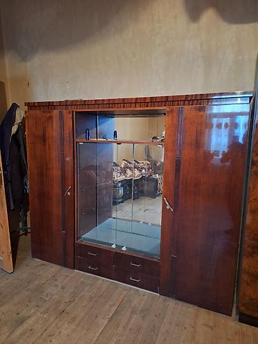 Klassik taxta divan-sep (sekreter) vitrinli şkaf dəsti - Material