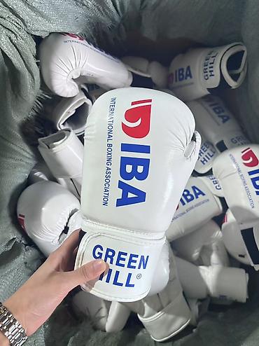 Перчатки: Комплект экипировки для единоборств BUKA Состав набора: - Боксерские — 8