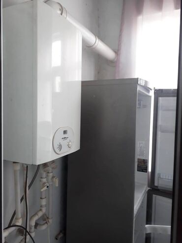 Uzunmüddətli kirayə mənzillər: 20 yanvar metrosu yaxınlığı 5 mərtəbəli binanın 4-cü mərtəbəsi ümumi — 18