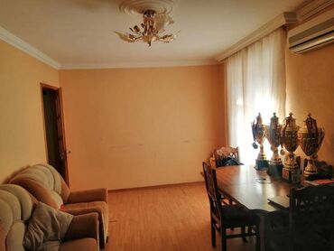 Uzunmüddətli kirayə mənzillər: Yasamal rayonu, Bakı Dövlət universiteti yaxınlığı, 53 nomreli -da lalafo.az — 26 Uzunmüddətli kirayə mənzillər: Yasamal rayonu, Bakı Dövlət universiteti yaxınlığı, 53 nomreli — 26