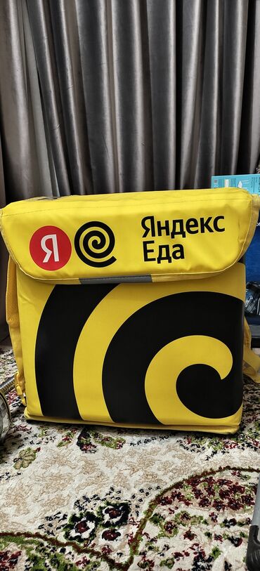 серебрянные цепочки: Термосумка Яндекс, в хорошем состоянии (Чистая) отдам 2500с