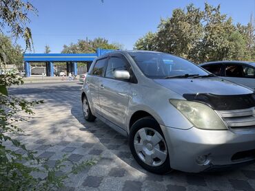 фара на тойота ист: Toyota ist: 2003 г., 1.5 л, Автоматические, Бензин, Хэтчбэк