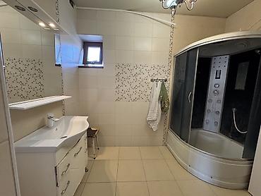 кв жер там: Просторный двухэтажный дом с участком и террасой. Дом 257 м2, усчасток — 10