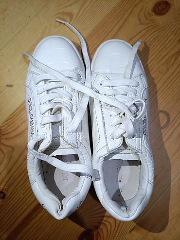 krasofka 43: Dolce & Gabbana, Ölçü: 37, rəng - Ağ, İşlənmiş — 1