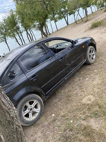 бир: Volkswagen Passat: 1998 г., 1.8 л, Кол менен иштөөчү, Бензин, Седан — 3