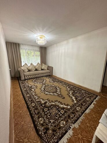 квартиры: 3 комнаты, 58 м², 104 серия, 1 этаж, Косметический ремонт