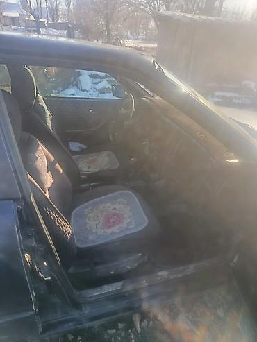 Audi: Audi 80: 1992 г., 2 л, Механика, Седан — 6