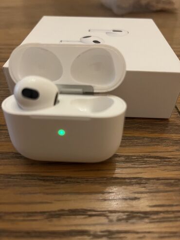 Mikrofonlar: İşlənmiş Simsiz (Bluetooth) Qulaqcıqlar, Apple, rəng - Ağ