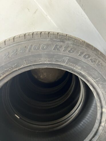 куплю резину на 18: Комплект летних шин 225/60 R18 104V (Extra Load). Параметры: -