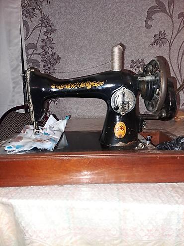 maṣın: Mexanik tikiş maşını – klassik əl çarxlı model - Korpus: dözümlü — 2