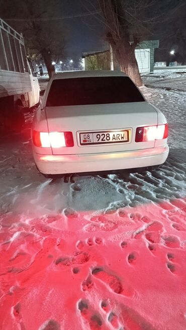 Audi: Audi A8: 1995 г., 2.8 л, Механика, Бензин, Седан