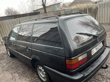 Volkswagen: Volkswagen Passat: 1990 г., 1.8 л, Механика, Бензин, Универсал — 7