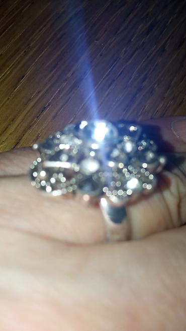 Prstenje: Starinski veliki prsten sa kamenjem — 1