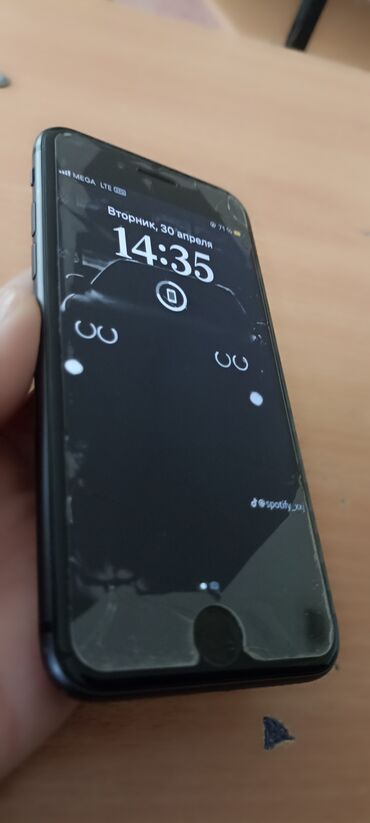 айфон 7 чорный: IPhone 8, Б/у, 64 ГБ, Jet Black, Чехол, 88 %