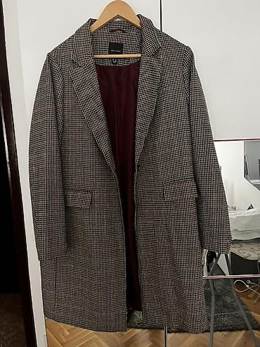 avon rumenilo: Ženski kaput New Look – karo (houndstooth) dezen - Brend: New Look - — 1