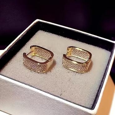 Minđuše: 800 din par — 6