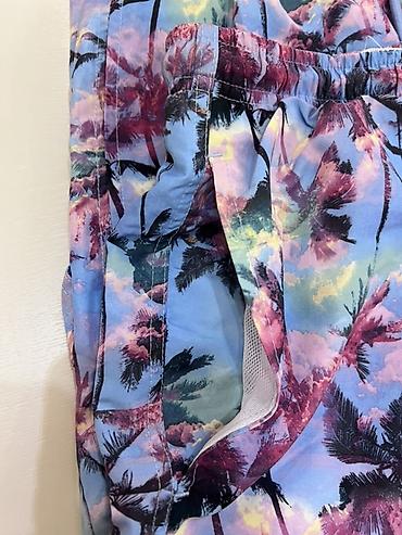 pull and: Мужские пляжные/плавательные шорты Primark “Capes”. - Размер: XS, M — 3