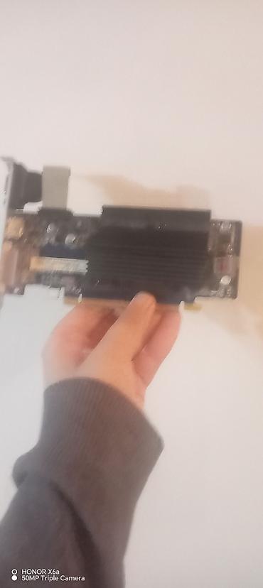 komputer ekran kartı: 2 Eded Ekran Karti Isdiyir Isdemir Bilinmir 2Sindede VGA Port Var Real — 2