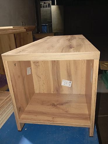 study table: Журнальный/приставной стол из ЛДСП, декор «дуб» - Компактная — 2