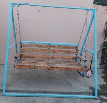 Yelləncəklər: Divan-yelləncək, Taxta