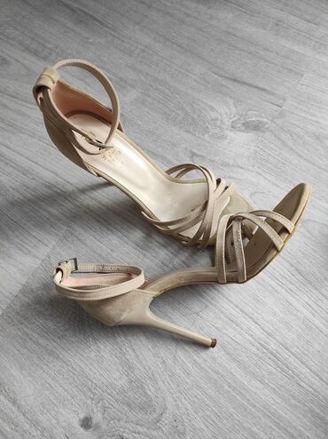ženske sandale 42: Sandals, Perla, 40