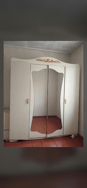 Yataq otağı və qonaq otağı üçün mebel dəsti - Geyim şkafı: 4 qapılı