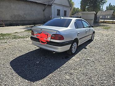 Toyota Avensis: 1999 г., 1.8 л, Механика, Бензин, Седан — 5