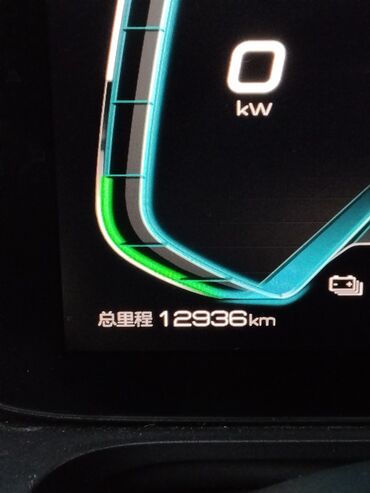 BYD: BYD E2: 2020 г., Автомат, Электромобиль, Хэтчбэк — 5